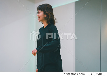 舞 舞蹈 跳舞 136935065
