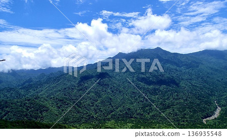 從鹿兒島縣屋久島太鼓岩眺望的景色 136935548
