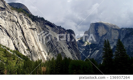 Half Dome in Yosemite National Park, California, USA 136937264