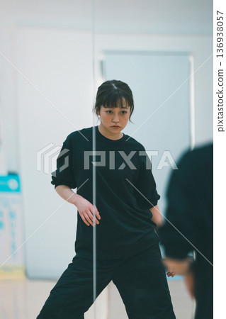 舞 舞蹈 跳舞 136938057