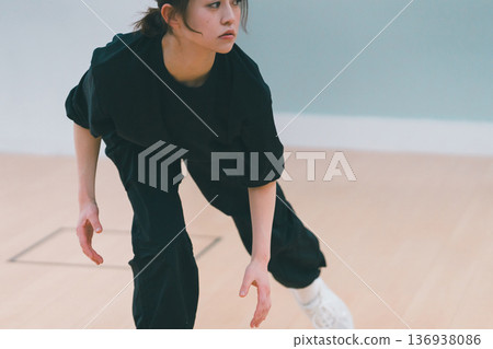 dancing, female, lady 136938086