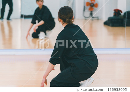 舞 舞蹈 跳舞 136938095