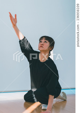 舞 舞蹈 跳舞 136938109