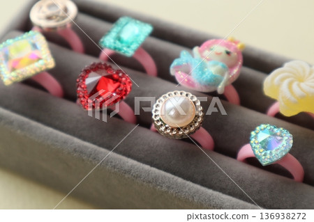 玩具手工戒指 136938272