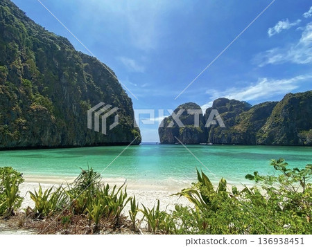 Beaches of the unexplored 136938451