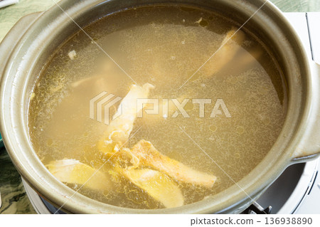 自製雞湯 自製雞湯 136938890