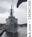 A warship 136941360
