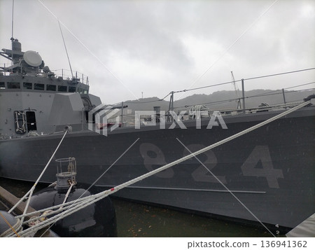一艘軍艦 136941362