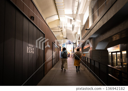 日比谷大黑路 山手線下的空間 136942182