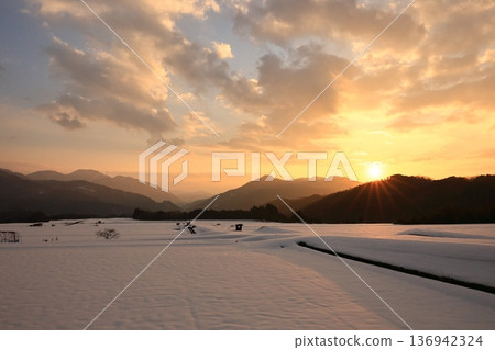 凱達梯田的雪景 22 凱達梯田的雪景 22 136942324