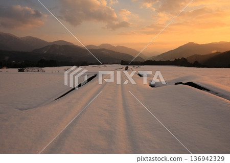 凱達梯田的雪景 27 凱達梯田的雪景 27 136942329