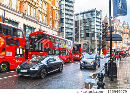 Knightsbridge, London, lined with luxury department stores Knightsbridge, London, lined with luxury department stores 136944079