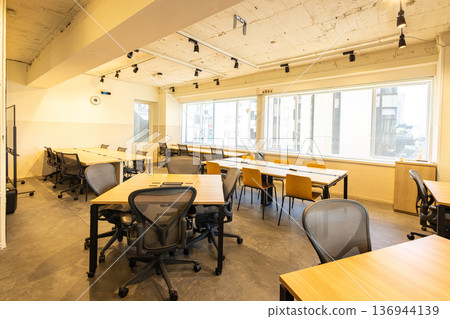 Fashionable coworking space Fashionable coworking space 136944139
