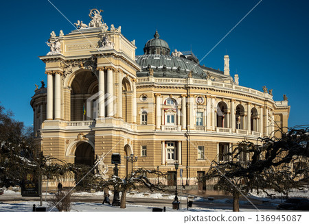 Snowy winter cityscape of UNESCO historic center of Odessa, Ukraine Snowy winter cityscape of UNESCO historic center of Odessa, Ukraine 136945087