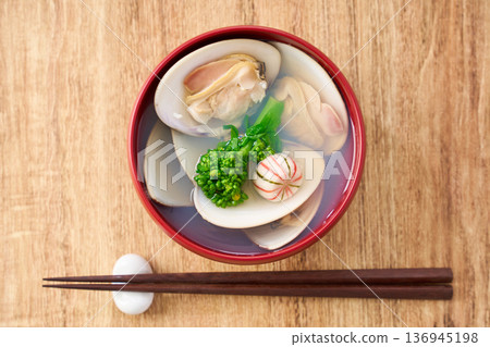 春季清蛤蜊湯 春季清蛤蜊湯 136945198