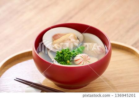 Clam soup with rape blossoms Spring clear soup Clam soup with rape blossoms Spring clear soup 136945201
