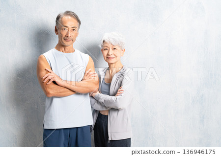Senior men and women in training wear Sports image Senior men and women in training wear Sports image 136946175