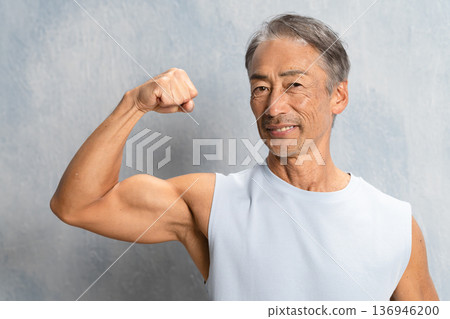 Senior man in training wear, sports image 136946200