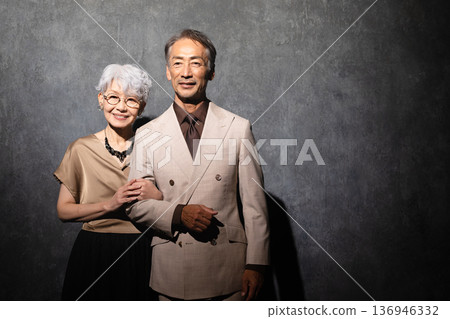 Senior men and women in informal clothing Lifestyle image 136946332