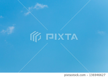  藍天和雲彩 136946627
