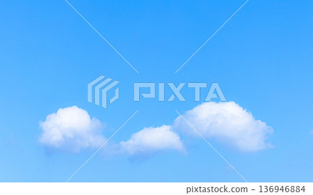 藍天白雲的簡單風景 藍天白雲的簡單風景 136946884
