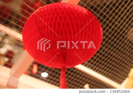 Lantern 136952069
