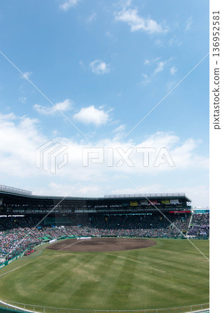Koshien Stadium under a blue sky: Scenes from the high school baseball tournament Koshien Stadium under a blue sky: Scenes from the high school baseball tournament 136952581