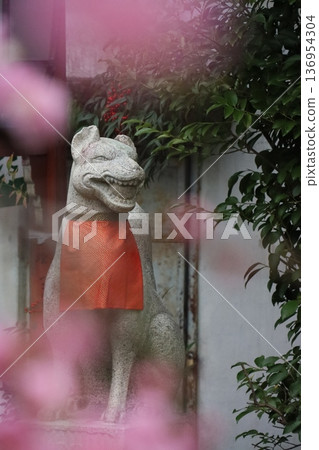 Places associated with Hidenaga 136954304