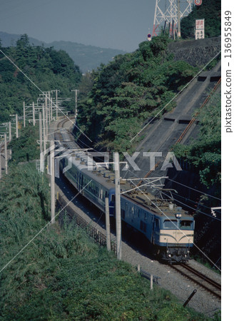 1985, Kisei Main Line, EF58 66 hauled, 12-series special passenger train, Hiyamizuura 136955849