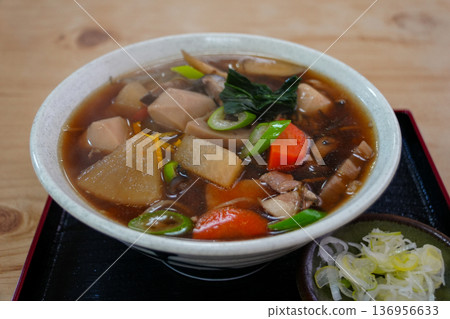 Warm soba noodles with plenty of vegetables Warm soba noodles with plenty of vegetables 136956633