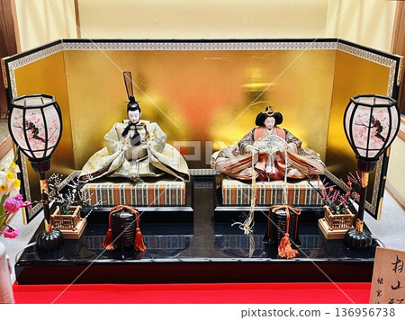 Traditional Hina Dolls 136956738