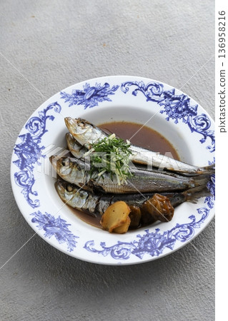 沙丁魚的煮姜 136958216
