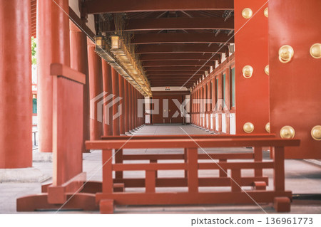 【四天王寺】代表大阪的古老寺廟，景色優美 136961773