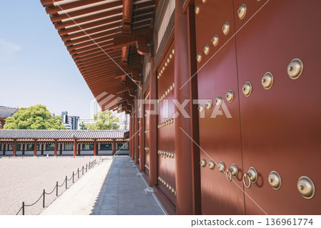 【四天王寺】代表大阪的古老寺廟，景色優美 136961774