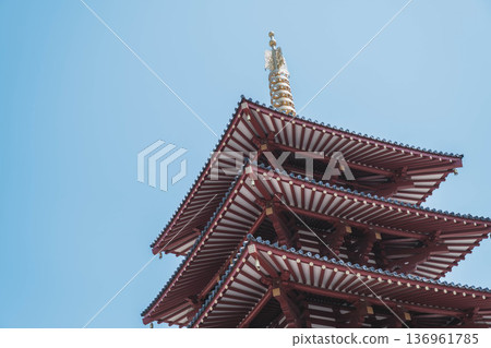 【四天王寺】代表大阪的古老寺廟，景色優美 136961785