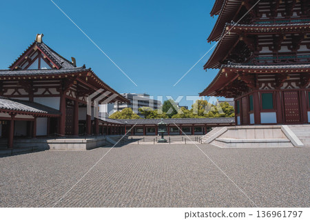 [Shitennoji Temple] Beautiful scenery of a historic temple that represents Osaka 136961797