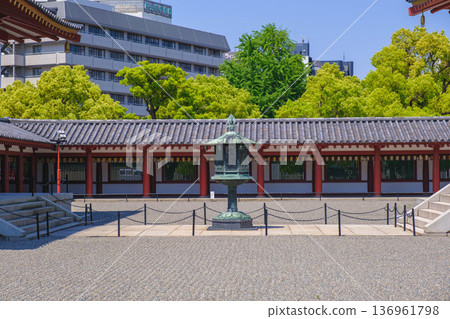 【四天王寺】代表大阪的古老寺廟，景色優美 136961798