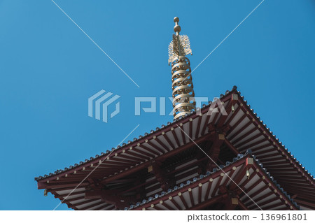 【四天王寺】代表大阪的古老寺廟，景色優美 136961801