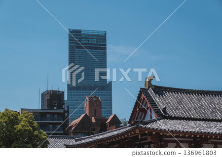 【四天王寺】代表大阪的古老寺廟，景色優美 136961803