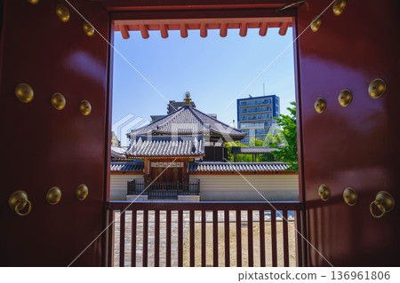 【四天王寺】代表大阪的古老寺廟，景色優美 136961806