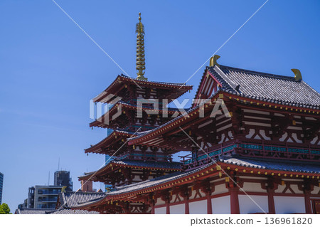 【四天王寺】代表大阪的古老寺廟，景色優美 136961820