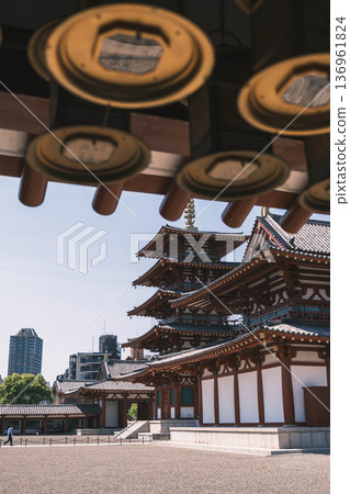 【四天王寺】代表大阪的古老寺廟，景色優美 136961824