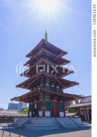 【四天王寺】代表大阪的古老寺廟，景色優美 136961839