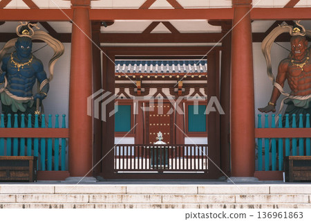 【四天王寺】代表大阪的古老寺廟，景色優美 136961863