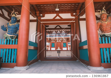 【四天王寺】代表大阪的古老寺廟，景色優美 136961867