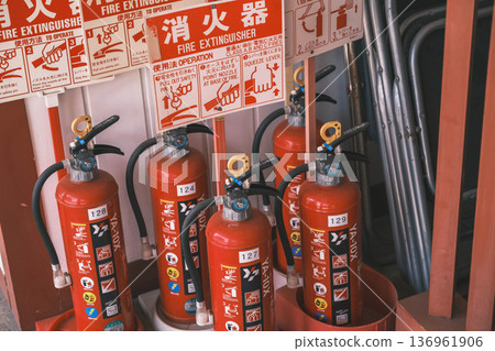 【四天王寺】到處都是滅火器的場景 136961906