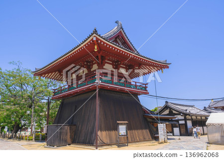 【四天王寺】代表大阪的古老寺廟，景色優美 136962068