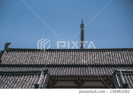 【四天王寺】代表大阪的古老寺廟，景色優美 136962082