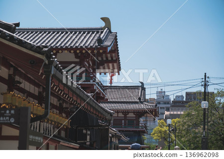 【四天王寺】代表大阪的古老寺廟，景色優美 136962098