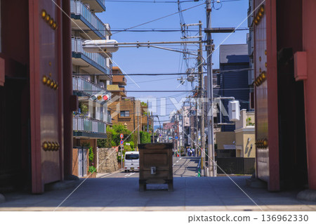 [Shitennoji Temple] Beautiful scenery of a historic temple that represents Osaka / Osaka cityscape 136962330